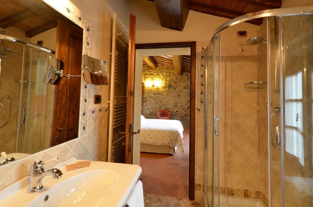 Отель Locanda La Casina Di Lilliano Кастелина ин Шианти Экстерьер фото