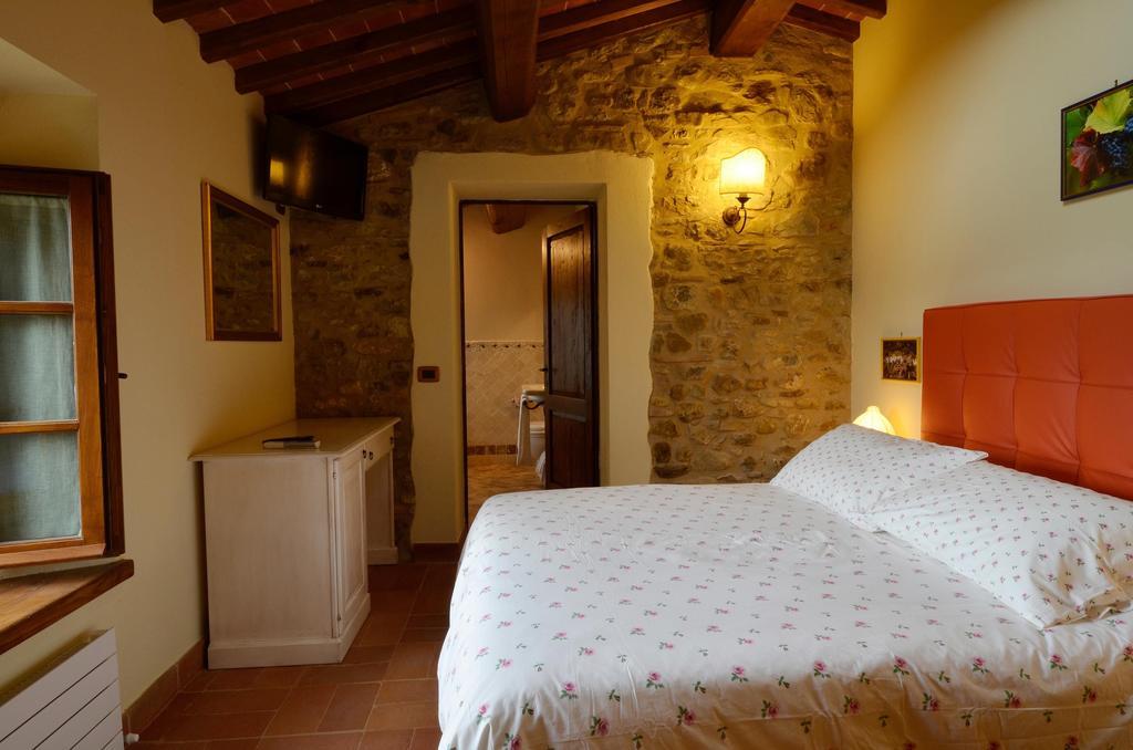Отель Locanda La Casina Di Lilliano Кастелина ин Шианти Экстерьер фото