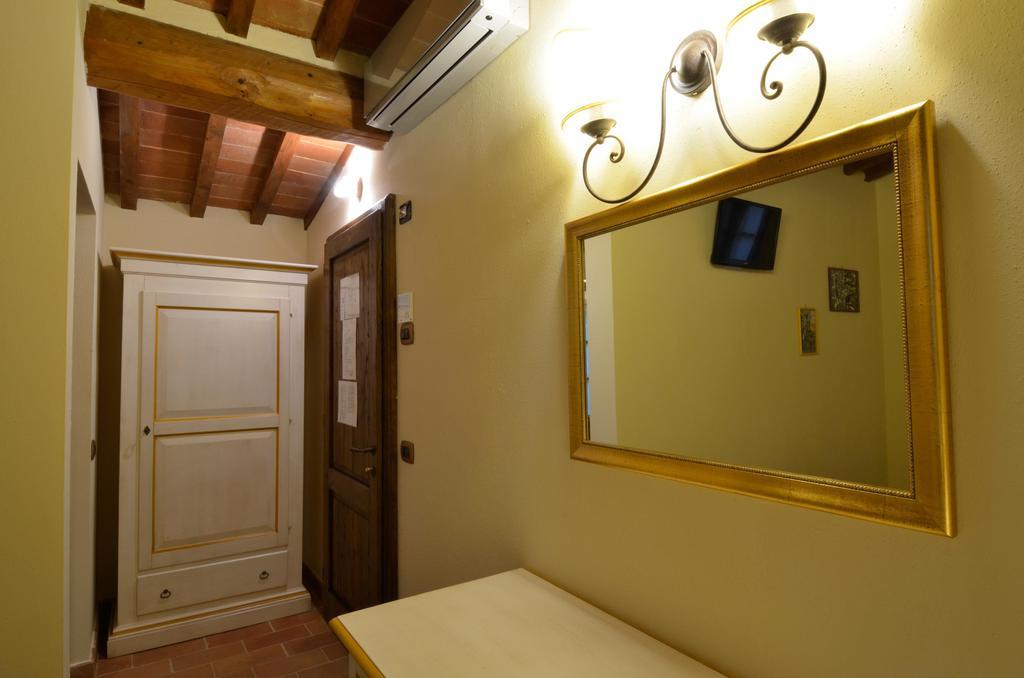Отель Locanda La Casina Di Lilliano Кастелина ин Шианти Экстерьер фото