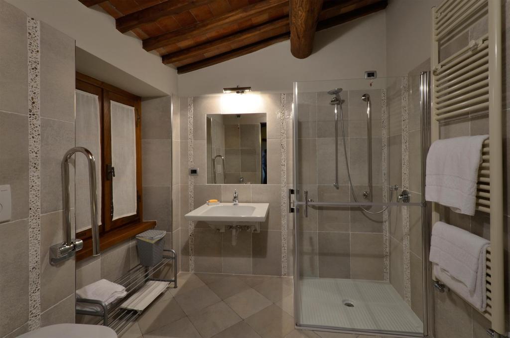 Отель Locanda La Casina Di Lilliano Кастелина ин Шианти Экстерьер фото