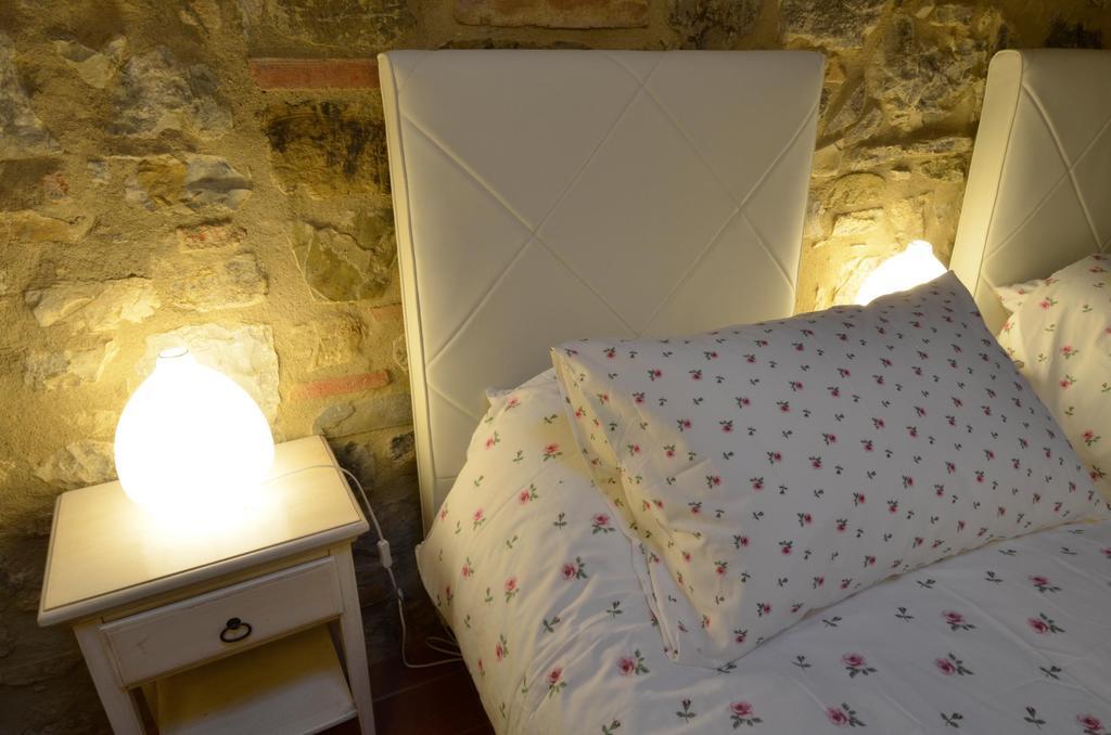 Отель Locanda La Casina Di Lilliano Кастелина ин Шианти Экстерьер фото