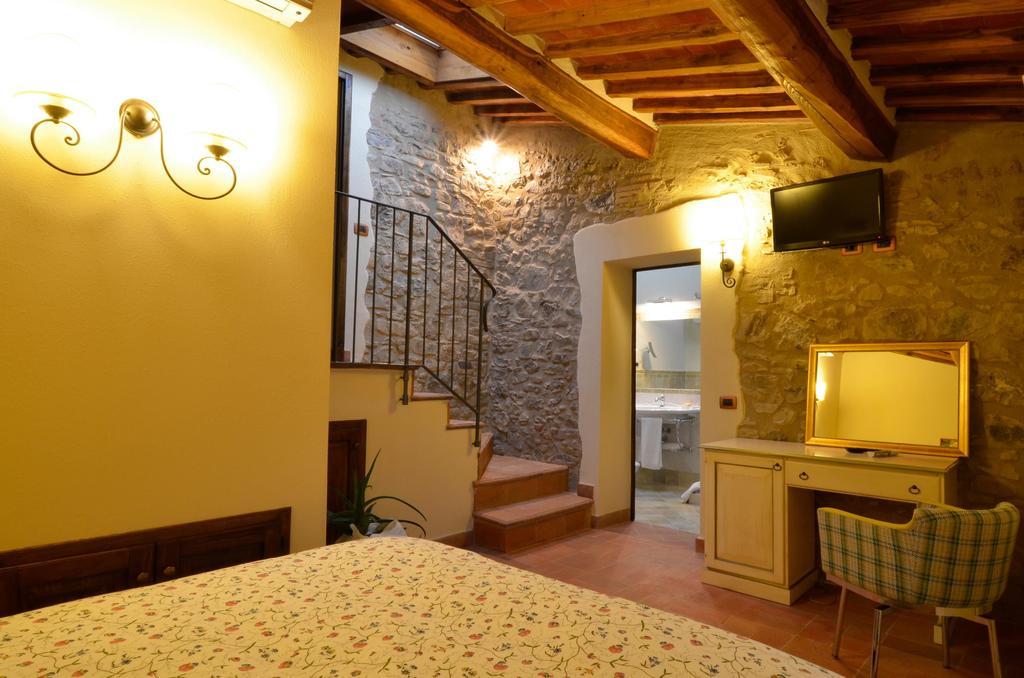 Отель Locanda La Casina Di Lilliano Кастелина ин Шианти Экстерьер фото